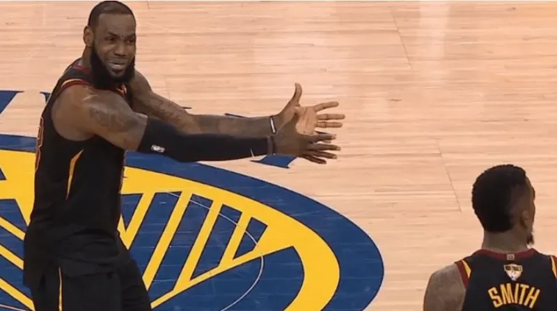 LeBron Reacting to JR Smith