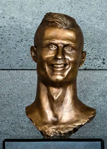 Ronaldo Bust